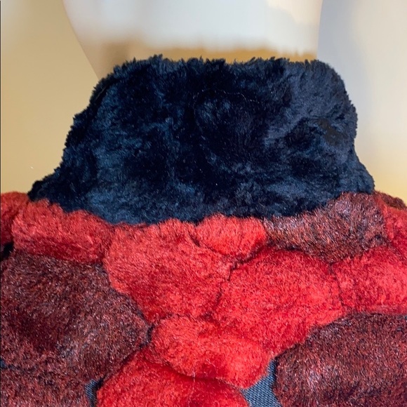 Joseph Ribkoff Faux Fur Vest Red & Black - Picture 4 of 7